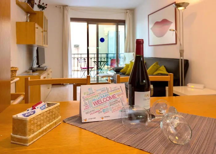 Primer De Maig By Interhome Apartament *