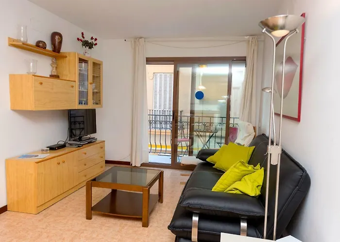 Primer De Maig By Interhome Sitges